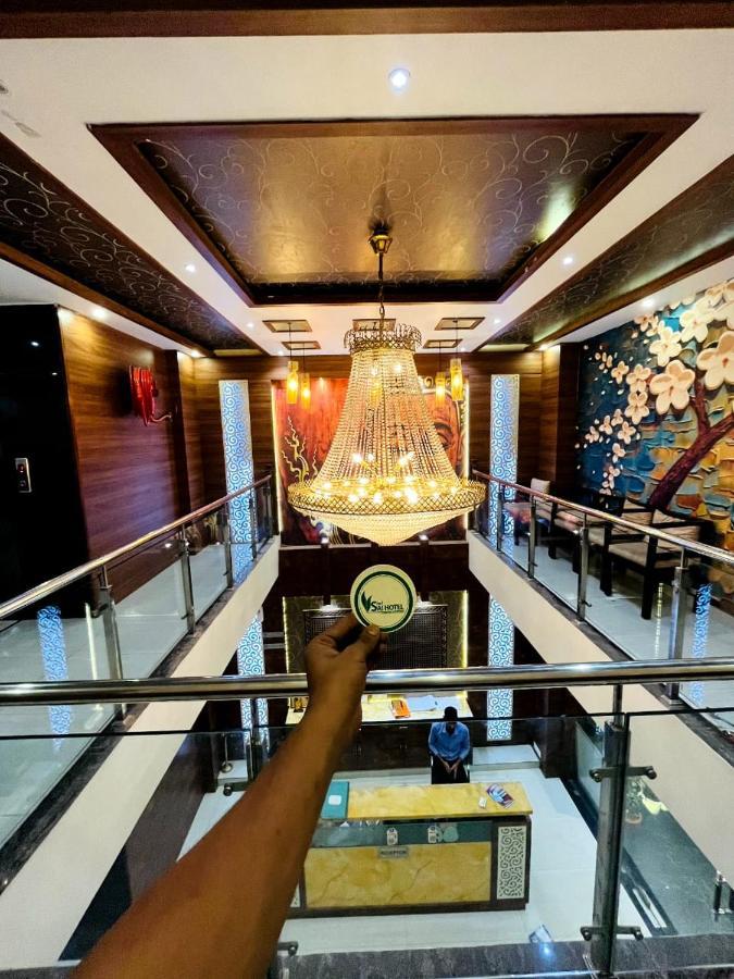 Shri Sai Hotel Āzamgarh Eksteriør bilde